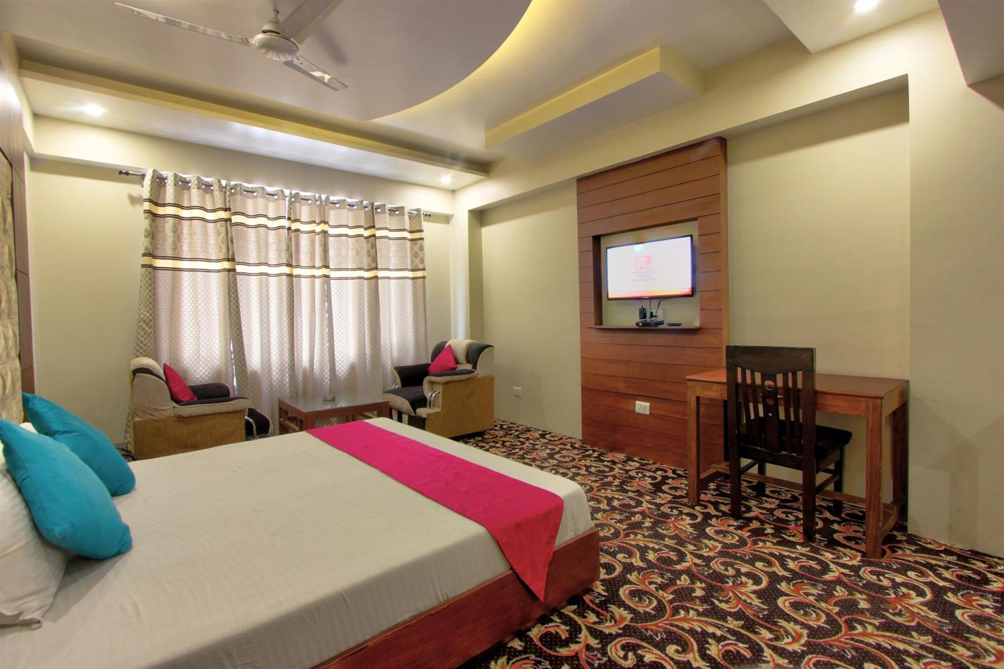 Hotel Neelam Manali Near Volvo Bus Stand Manali Kültér fotó